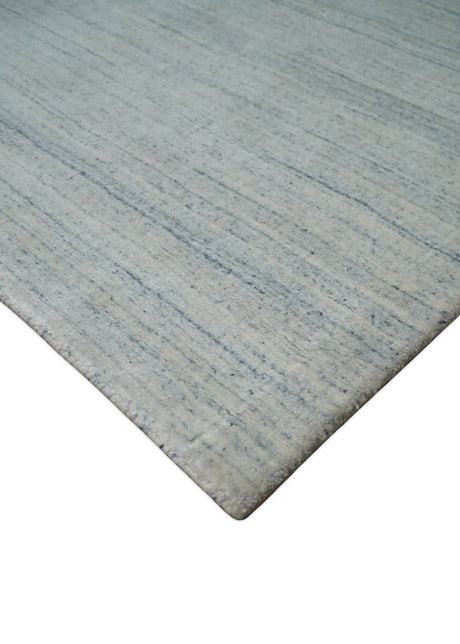 Modern Solid Silver and White 5x7 Blended Wool Hand woven Area Rug