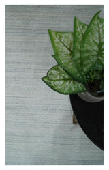 Modern Solid Silver and White 5x7 Blended Wool Hand woven Area Rug
