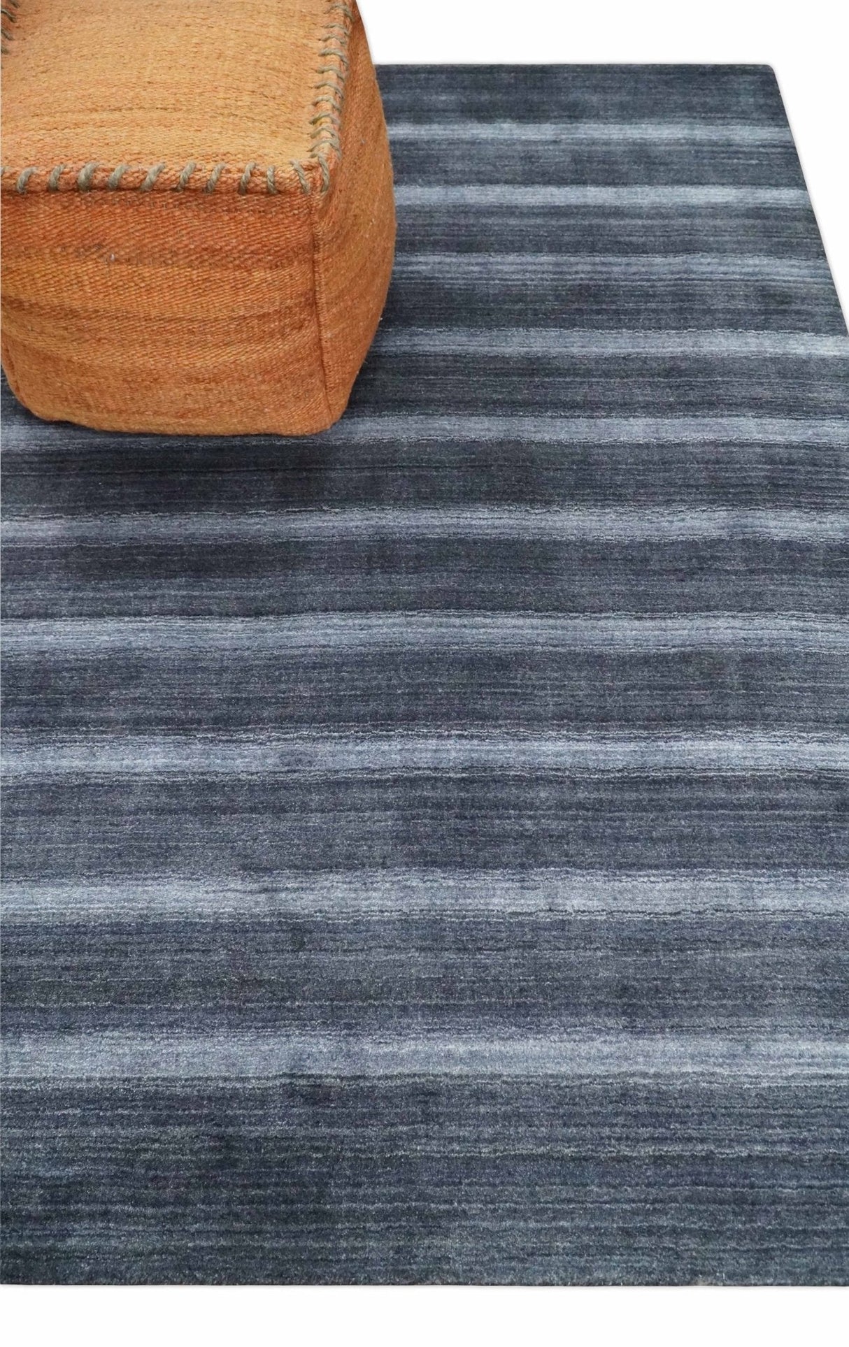 Modern Stripes Design 5x7 Charcoal and Silver Wool Hand Woven Area Rug