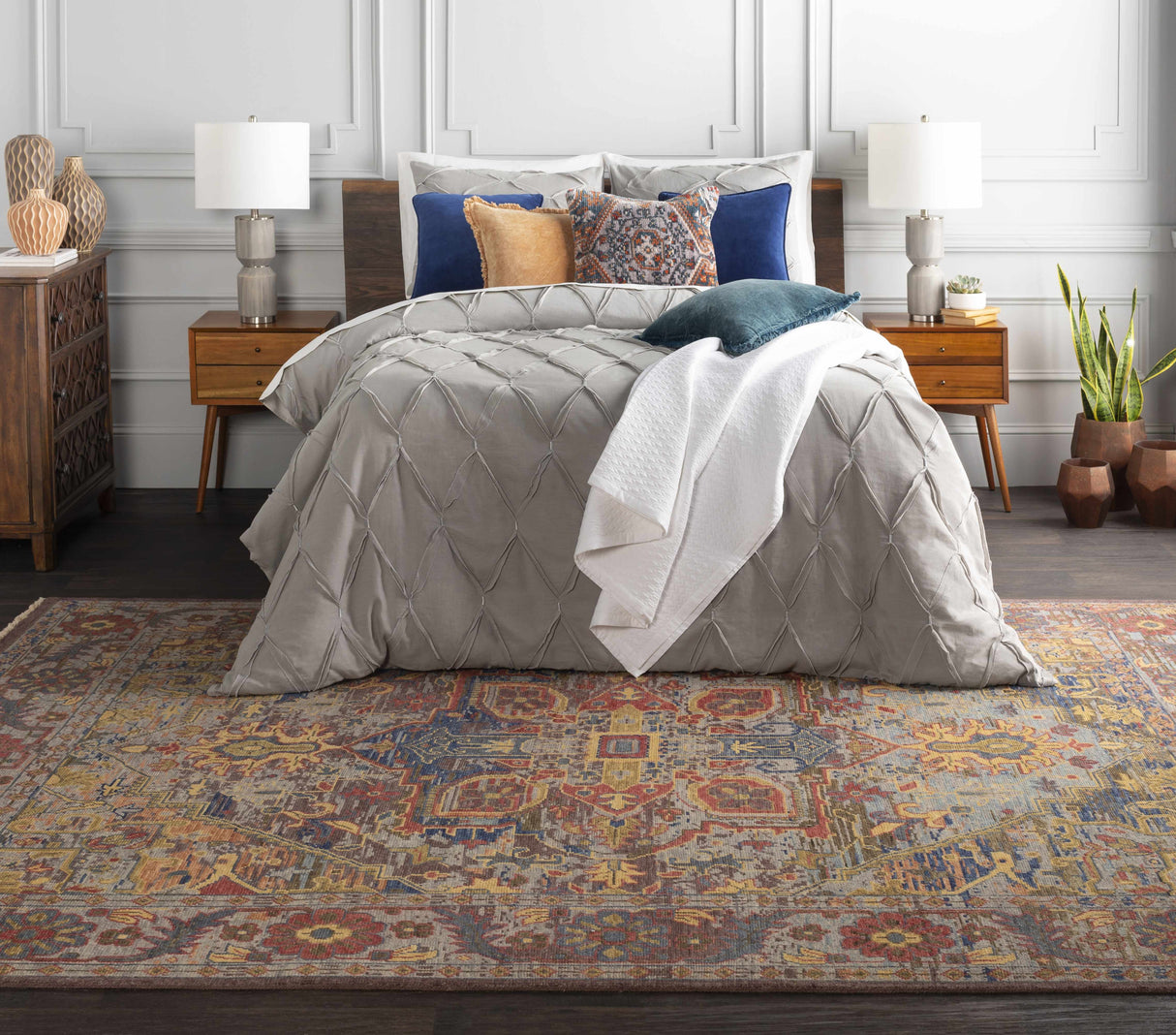 Mulauin Triditional Glass Decorative Accent-Decor-Parc Decor