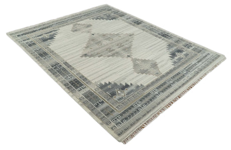 Natural Wool Hand Knotted Ivory and Gray Traditional Multi size wool Area Rug, Kids, Living Room and Bedroom Rug