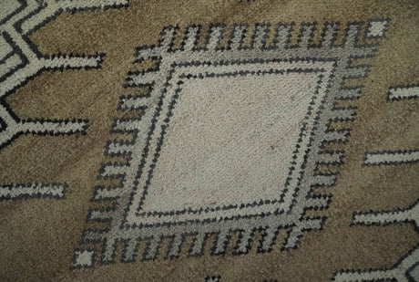 Natural Wool Hand Knotted Ivory, Beige and Black Traditional Heriz Serapi Wool Multi Size wool Area Rug, Kids, Living Room and Bedroom Rug