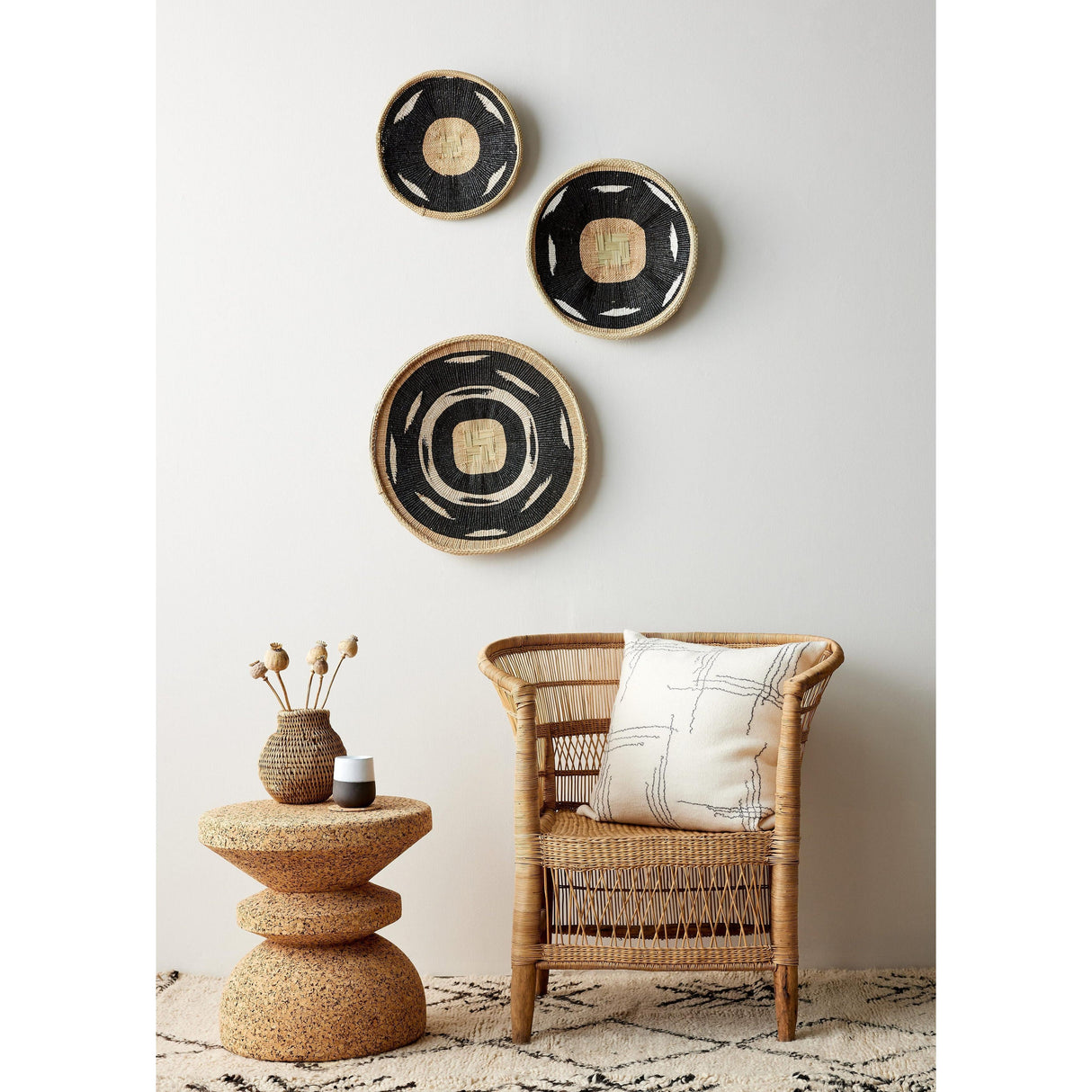 Nolyia Black Flat Basket