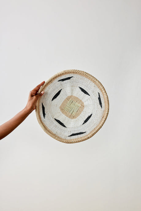 Nolyia White Flat Basket-Wall Basket-Parc Decor