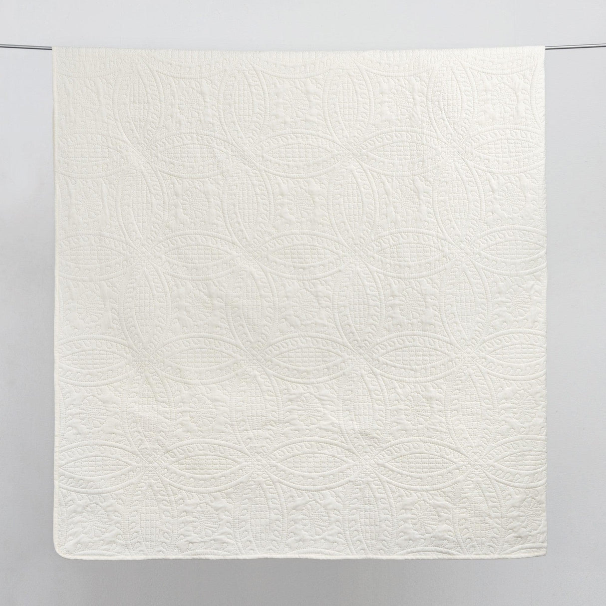 Oversized Medallion Quilt Set - Clara Collection