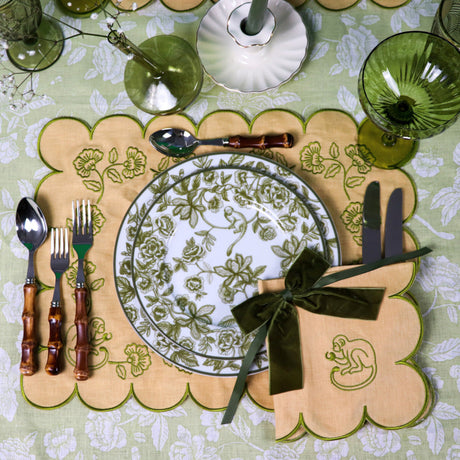 Pembroke Safari Porcelain Dinner Plates – Set of 4 (+1 Bonus Plate)