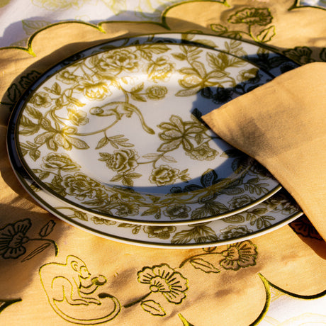Pembroke Safari Porcelain Starter Plates – Set of 4 (+1 Bonus Plate)