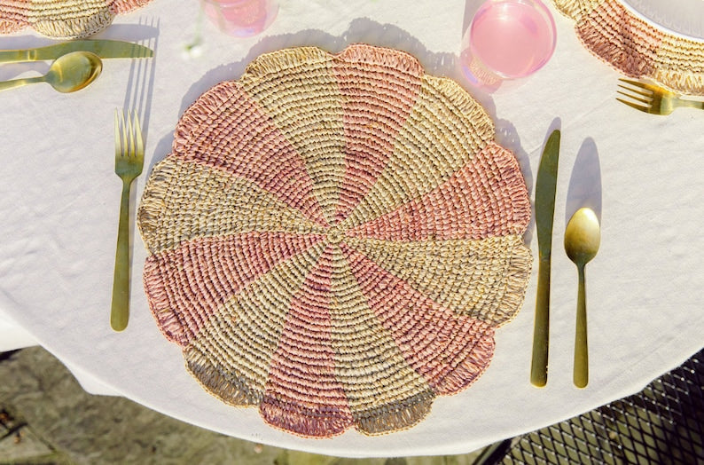 Pinwheel Pink Placemat, raffia tabletop-table tops-Parc Decor