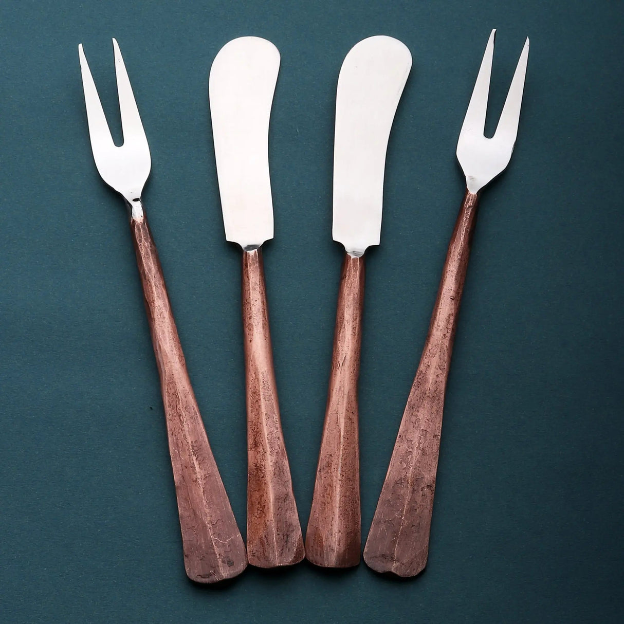 RIDGE PARTY ACCESSORIES 4 PC. SET-cheese knives-Parc Decor