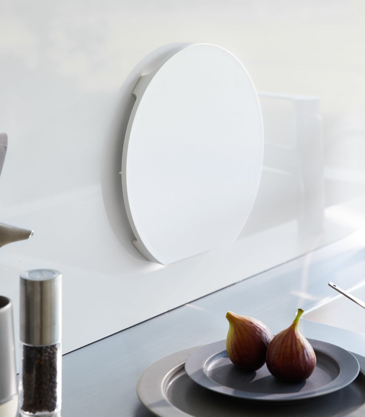 Round Magnetic Cutting Board-Cutting Board-Parc Decor