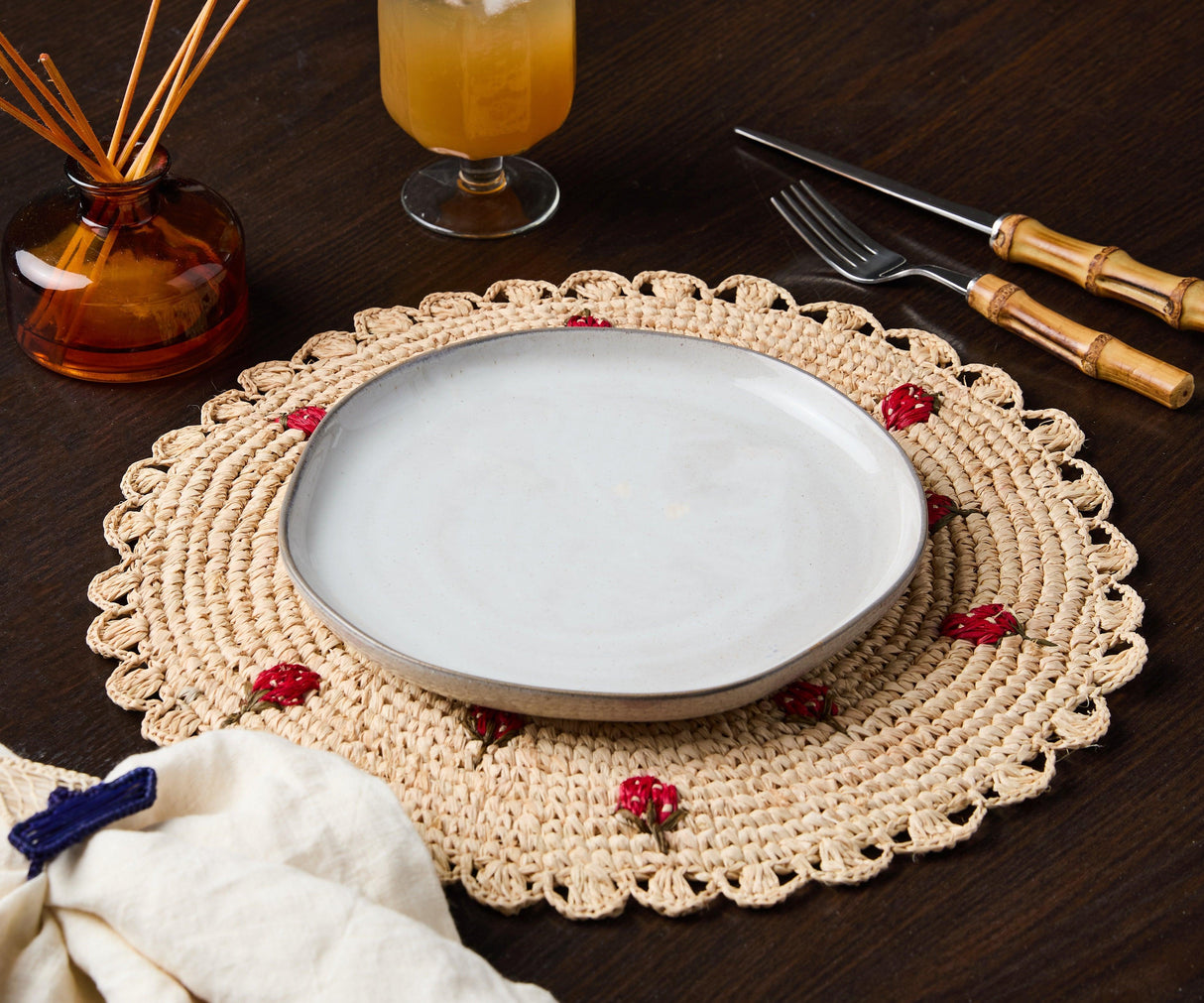 Scattered Strawberry Hand-Crocheted Raffia Palm Round Placemat-table tops-Parc Decor