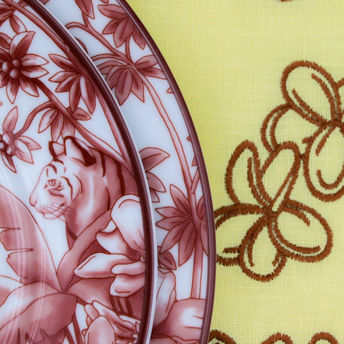 Sepia Estate Porcelain Dinner Plates – Set of 4 (+1 Bonus Plate)