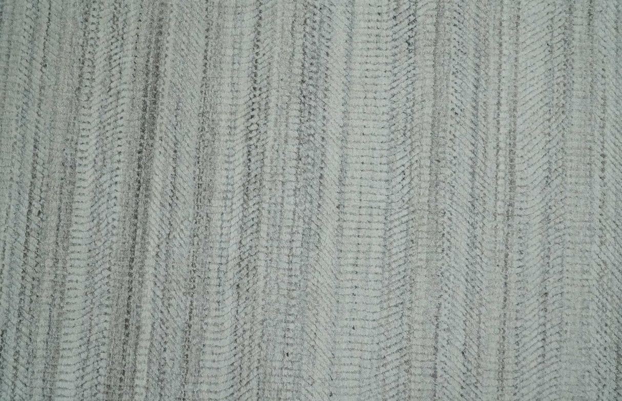 Shaded Beige and Camel 8x10 Hand Made Blended Wool Flatwoven Area Rug
