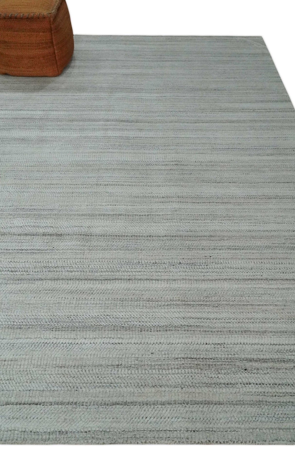 Shaded Beige and Camel 8x10 Hand Made Blended Wool Flatwoven Area Rug