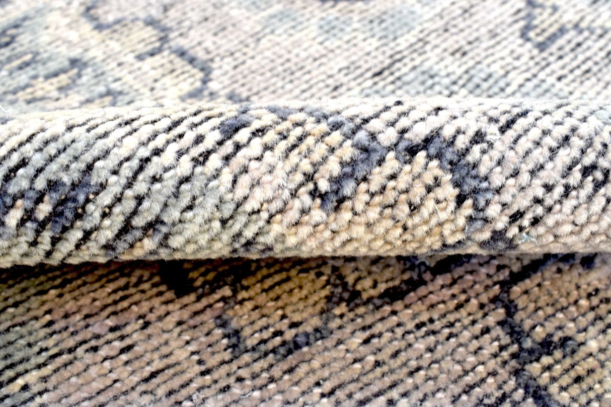 Silver Traditional Style Hand Knotted 8x10 Wool Area Rug