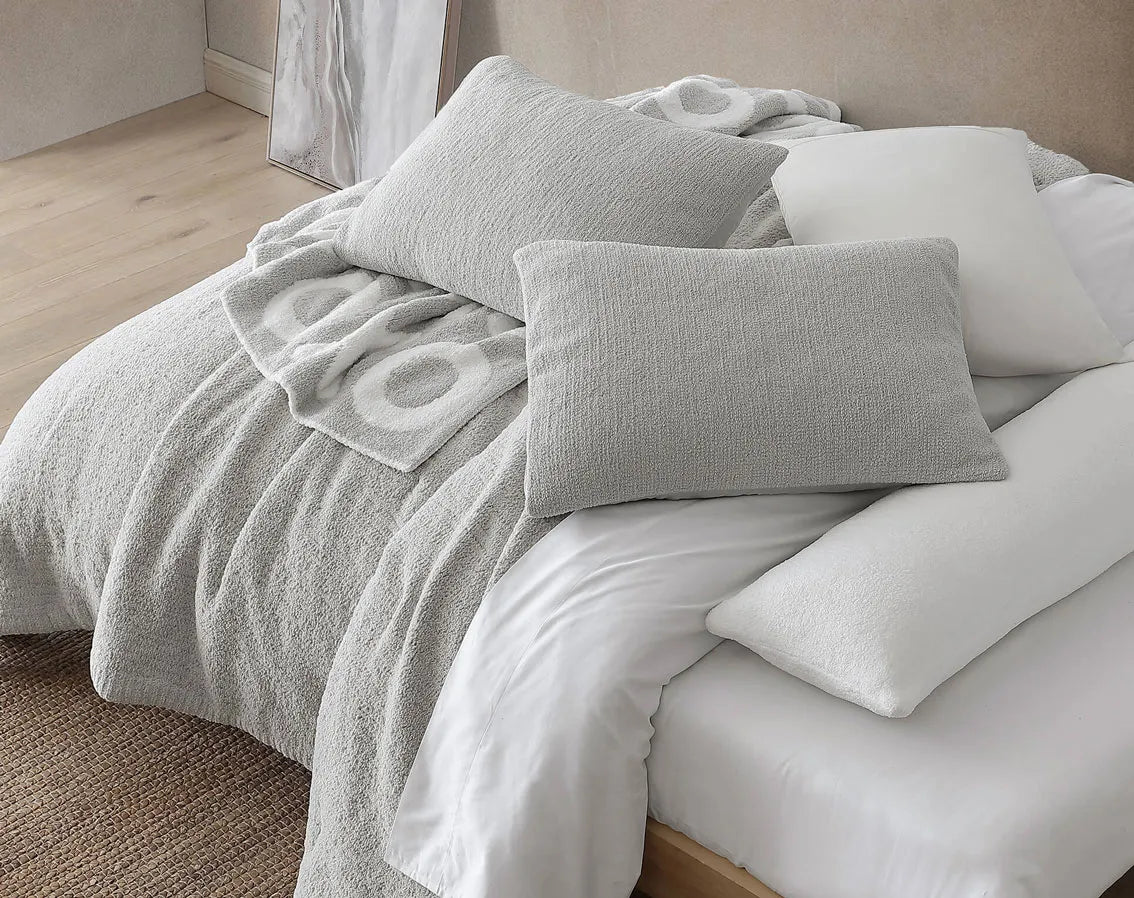 Snug Stitch Comforter-Comforters-Parc Decor