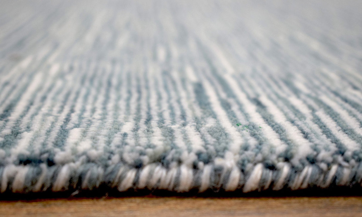 Solid Blue and Silver Wool And Viscose 5x8 Area Rug