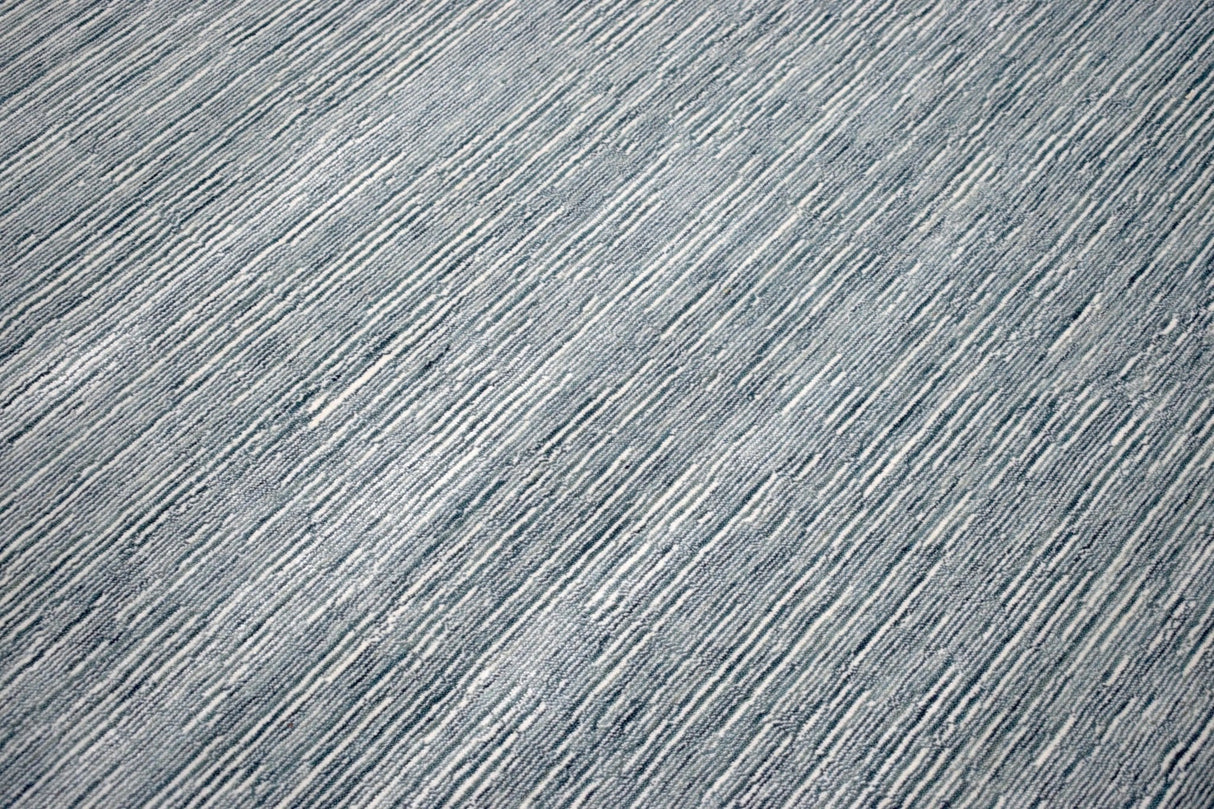 Solid Blue and Silver Wool And Viscose 5x8 Area Rug