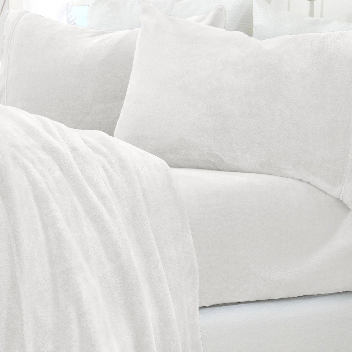 Solid Plush Sheet - Velvet Luxe Collection