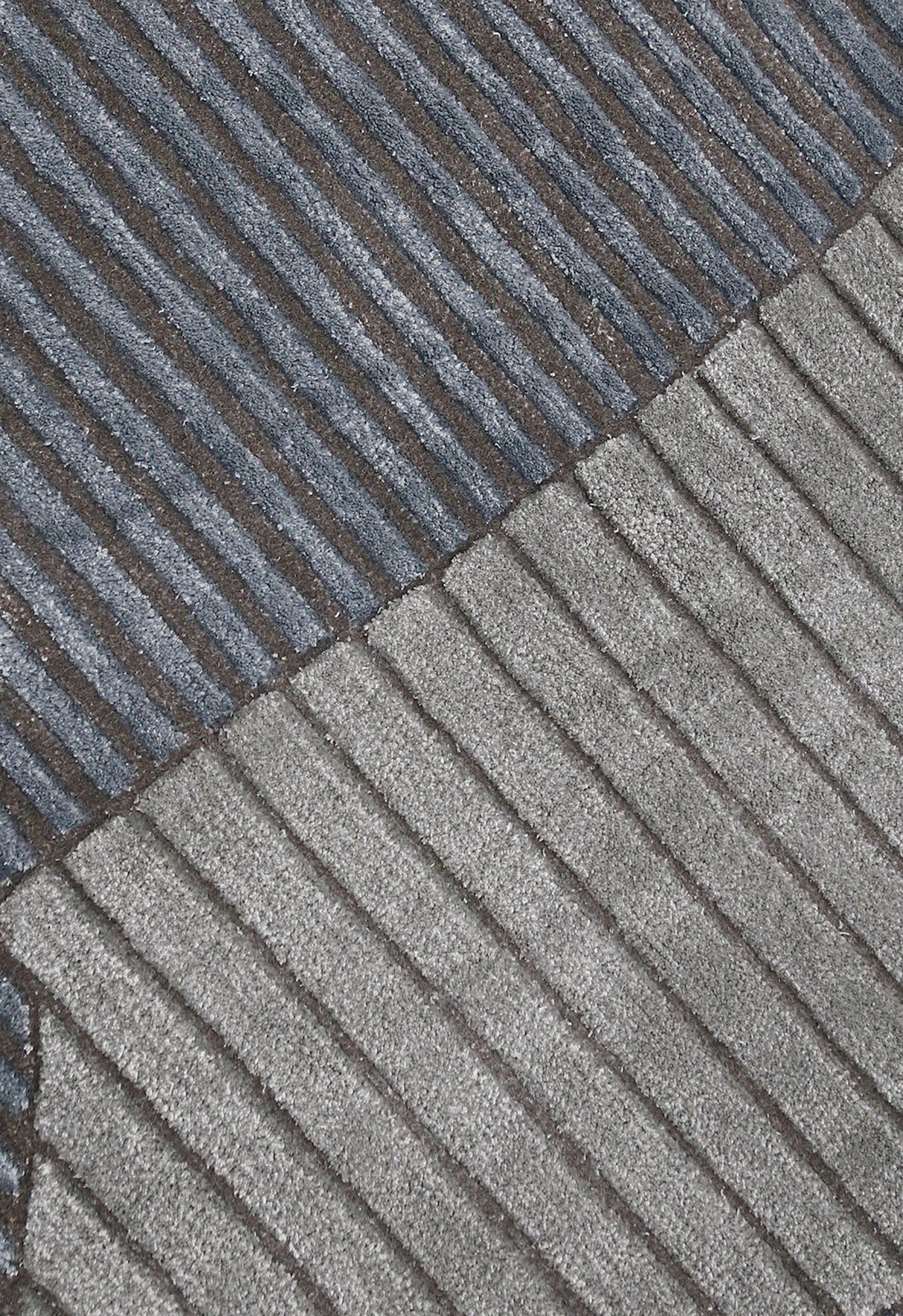 Stone Modern Gray And Silver Hand Tufted 5x7 Wool Area Rug