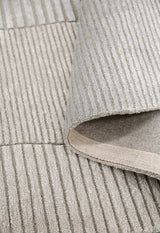 Stone Silver Modern Ripple Hand Tufted 5x7 Wool Area Rug