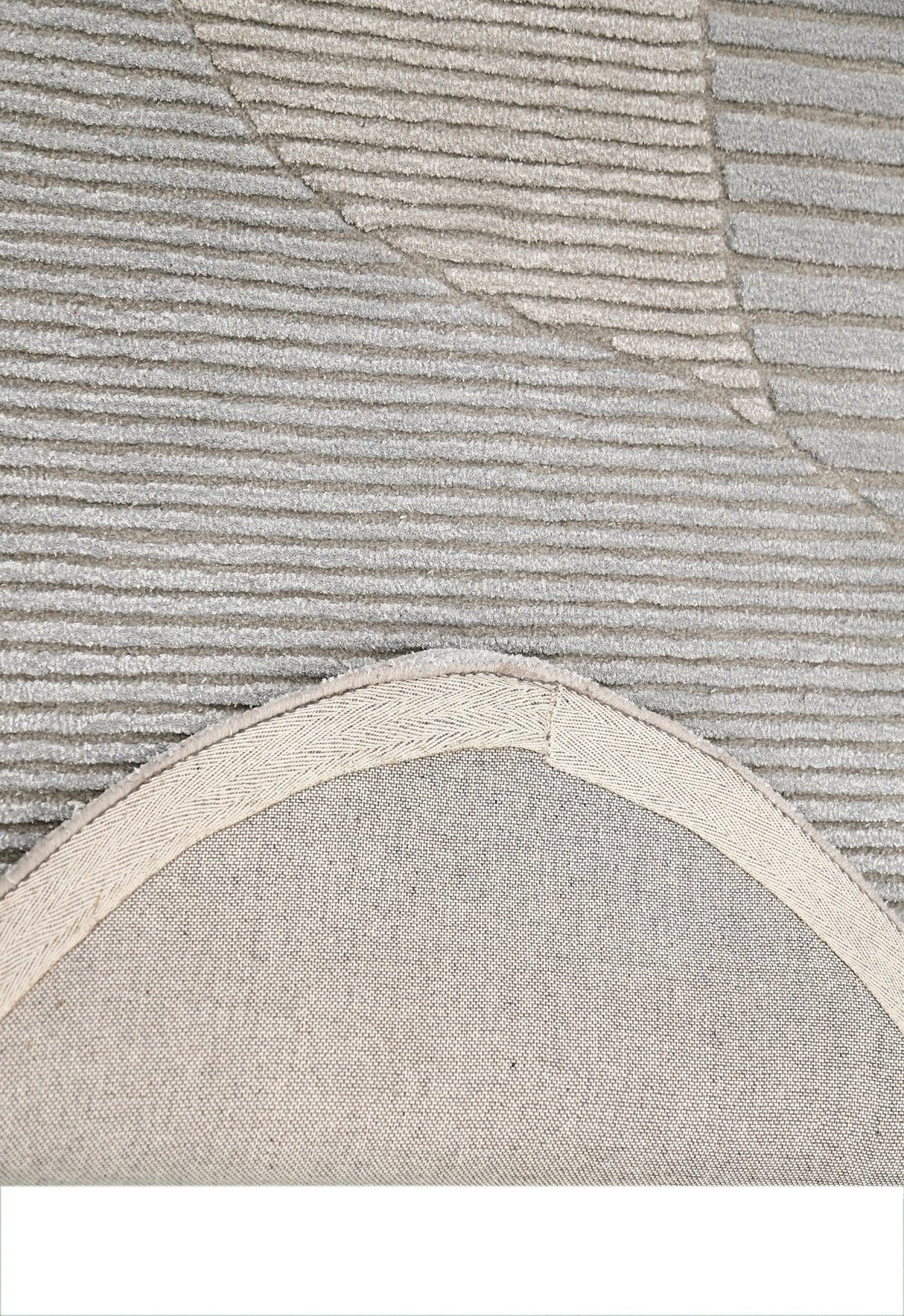 Stone Silver Modern Ripple Hand Tufted 5x7 Wool Area Rug