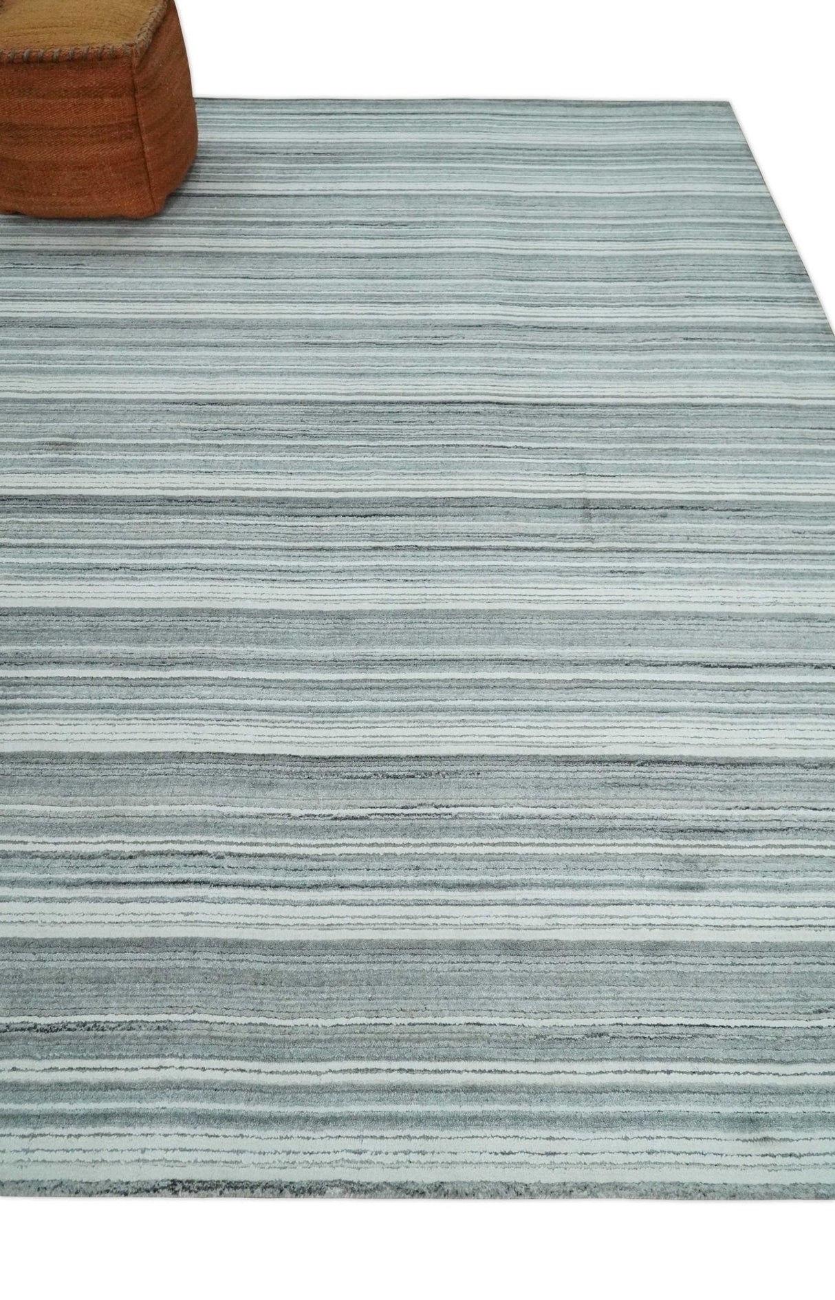 Striped Flatwoven 8x10 White And Silver Hand Made Blended Wool Area Rug