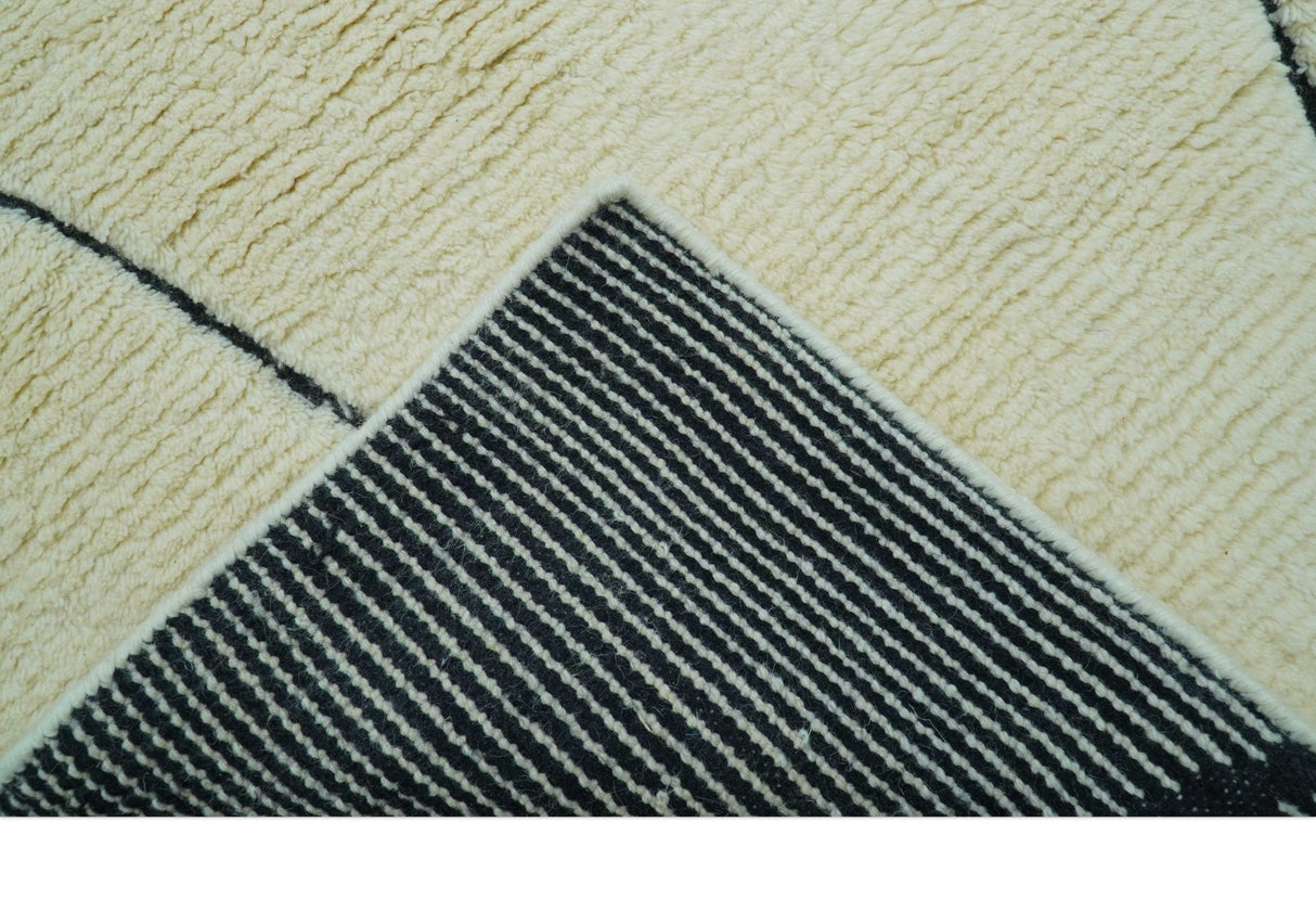 Strokes Custom Made Contemporary Cream Hand Knotted Wool Rug