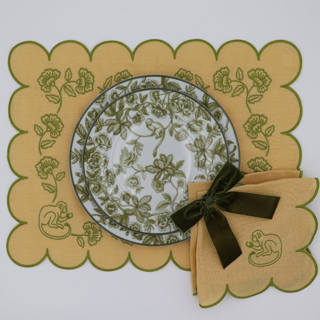 Sunlit Moss Linen Placemats – Set of 4