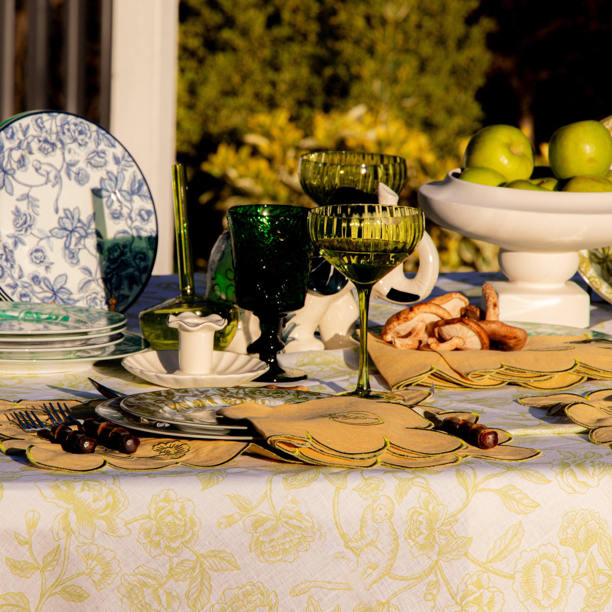 Sunlit Moss Napkin - Set of 4-Napkin-Parc Decor