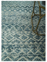 Teal and Ivory 5.6x8.6 Southwestern Tribal Trellis Recycled Art Silk Area Rug
