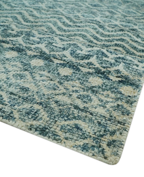 Teal and Ivory 5.6x8.6 Southwestern Tribal Trellis Recycled Art Silk Area Rug