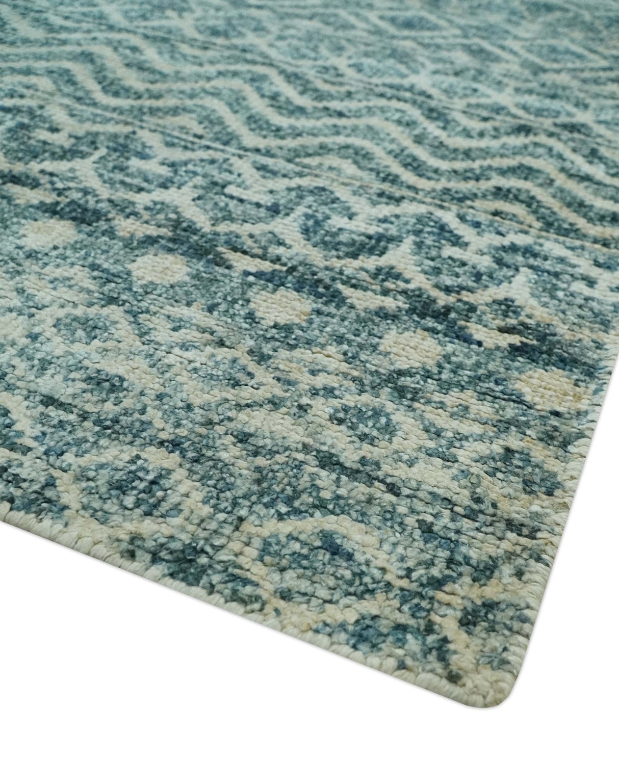 Teal and Ivory 5.6x8.6 Southwestern Tribal Trellis Recycled Art Silk Area Rug-Area Rug-Parc Decor