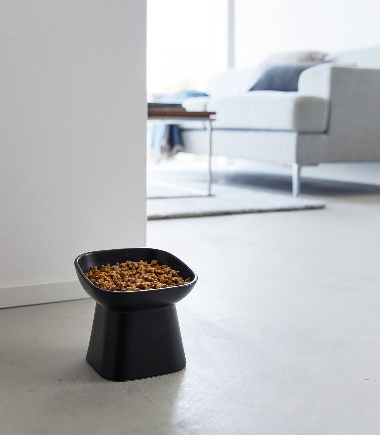 Tilted Pet Food Bowl-Pets-Parc Decor