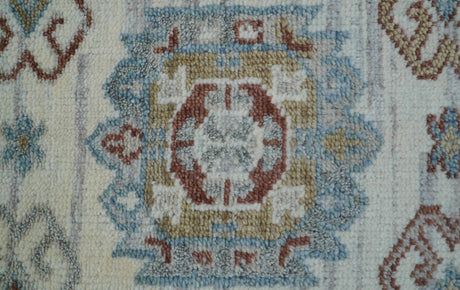 Traditional Design Ivory Hand knotted 2x3 Wool Area Rug