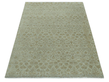 Traditional Design Ivory, Silver and Brown 7x9 Hand Knotted wool rug
