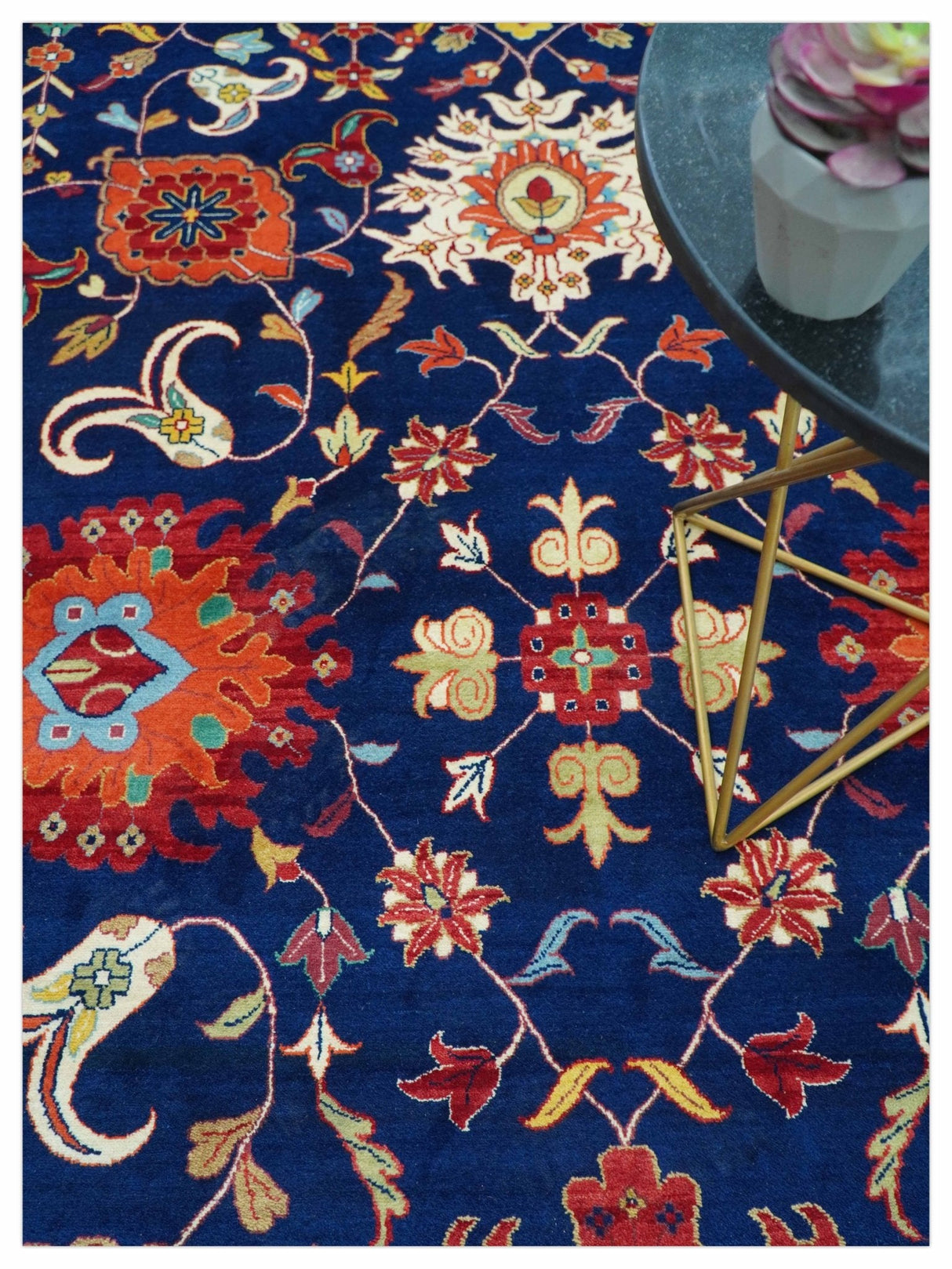 Traditional Floral Design Blue And Red 8x11 Hand Knotted wool Area Rug