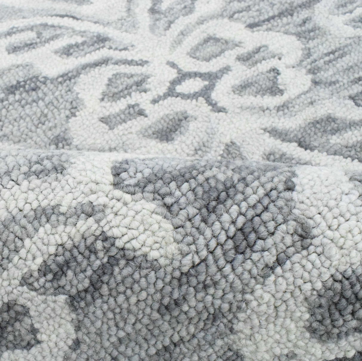 Traditional Ivory And Gray Hand Tufted Wool Area Rug
