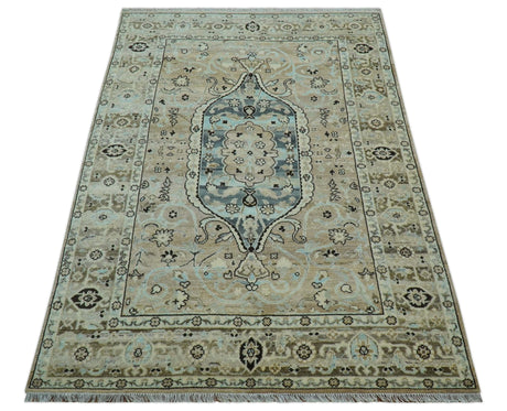 Traditional Oriental Design Beige Hand knotted 6x8.7 Wool Area Rug