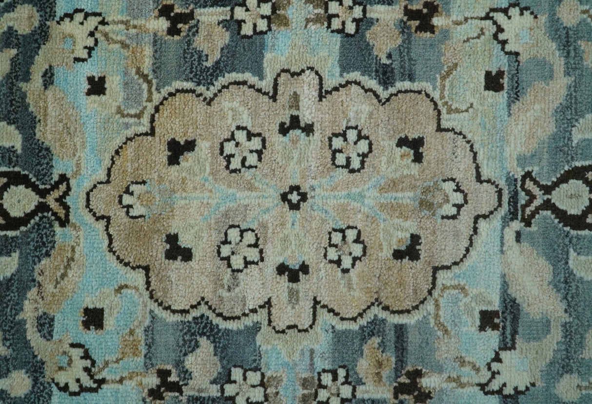 Traditional Oriental Design Beige Hand knotted 6x8.7 Wool Area Rug