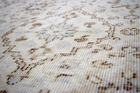 Traditional Persian Design Ivory Hand knotted Wool 8x10 Area Rug