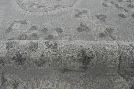 Traditional Silver and Gray Hand Tufted 5x8 Wool Area Rug