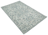 Traditional Silver and Ivory Hand Tufted Wool 5x8 Textured Loop Area Rug