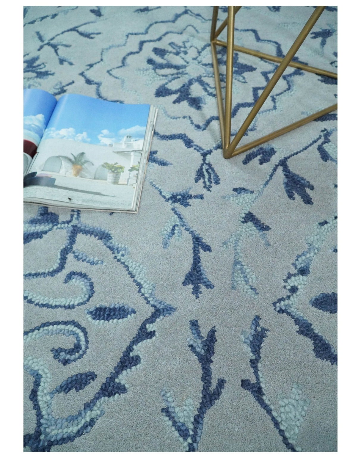 Traditional Style Blue Hand Tufted Wool Area Rug