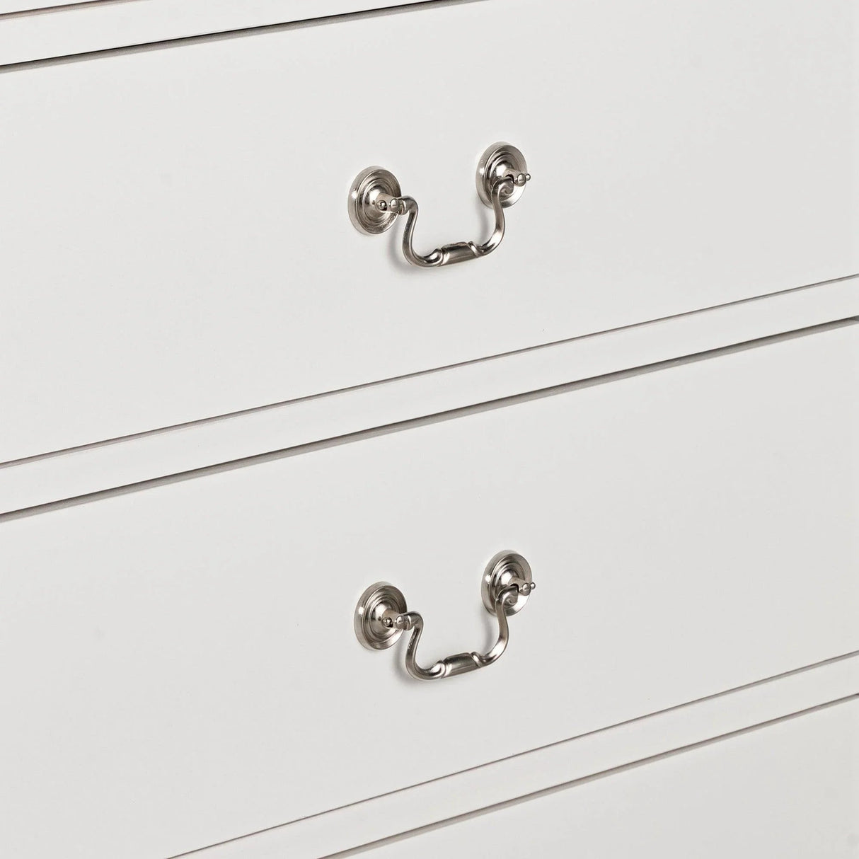 Transitional 5-Drawer 31.5 in. Wide Chest of Drawers with Bracket Feet