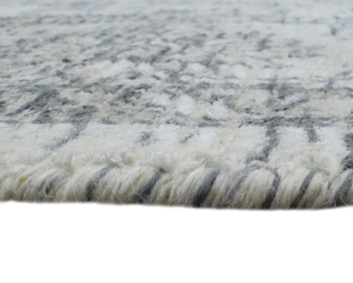 Transitional Silver and Gray Hand Loom Wool 5x7 Area Rug