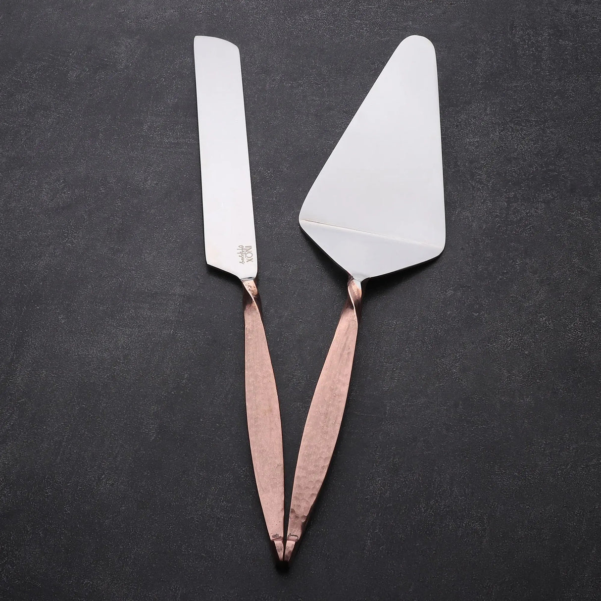 TWISTED URBAN CAKE SERVING 2 PC. SET-CAKE SERVER-Parc Decor