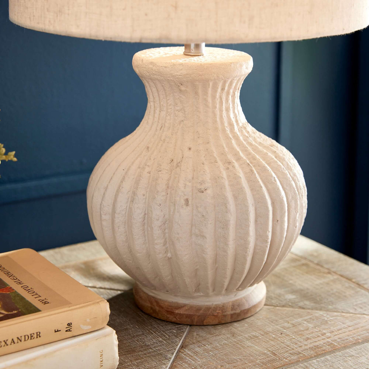 Vintage-Style Cream Ribbed Table Lamp with Linen Shade-table lamp-Parc Decor