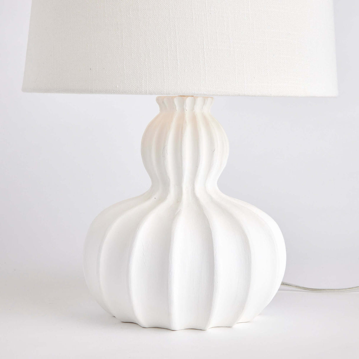 White Carved Wood Table Lamp with Curved Base-table lamp-Parc Decor