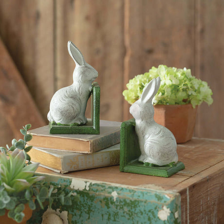 White Vintage Cottagecore Rabbit Bookends in Cast Iron-Bookends-Parc Decor